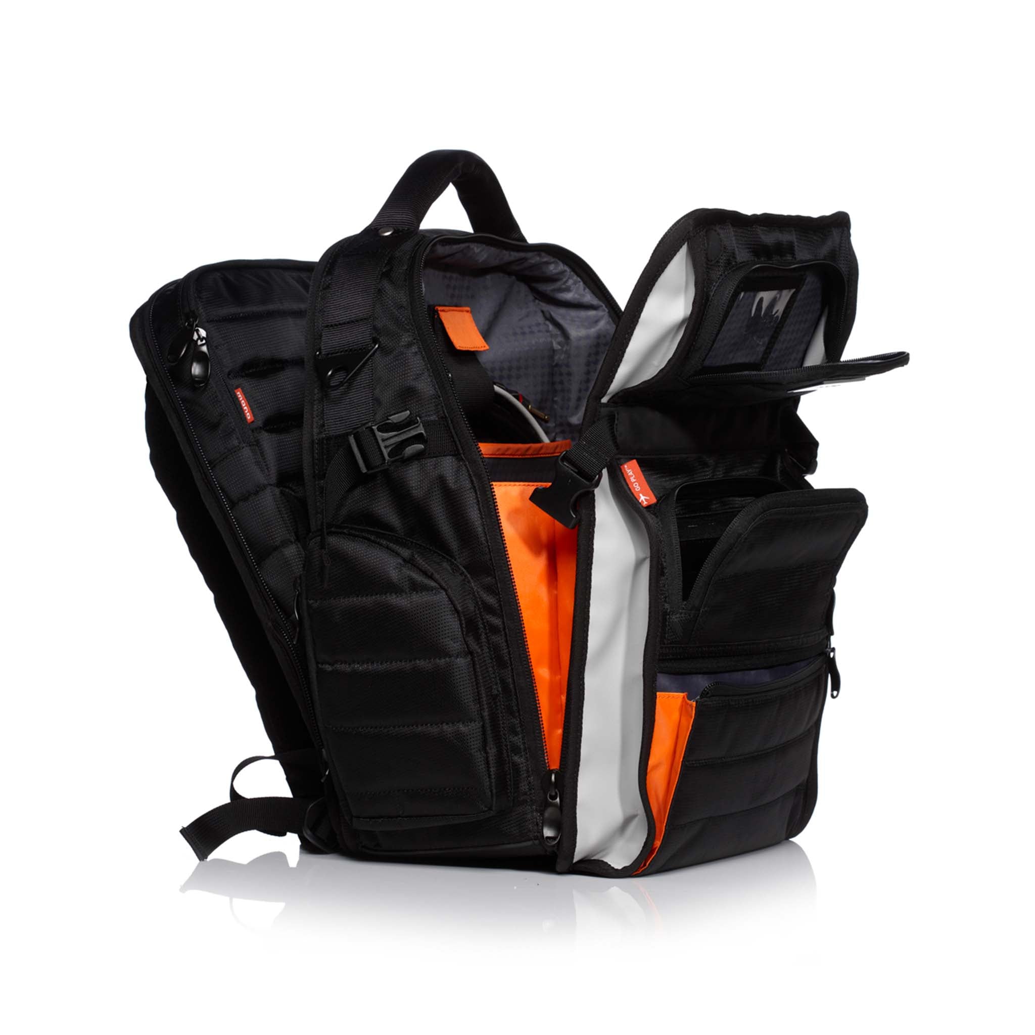 Classic FlyBy Backpack, Black – MONO